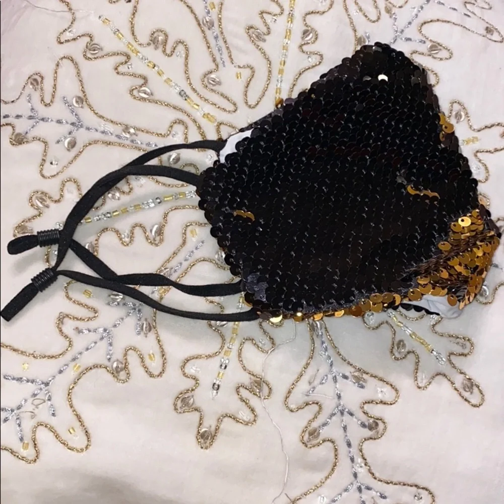 2 Tone Flip‎ Flop Sequin Face Mask